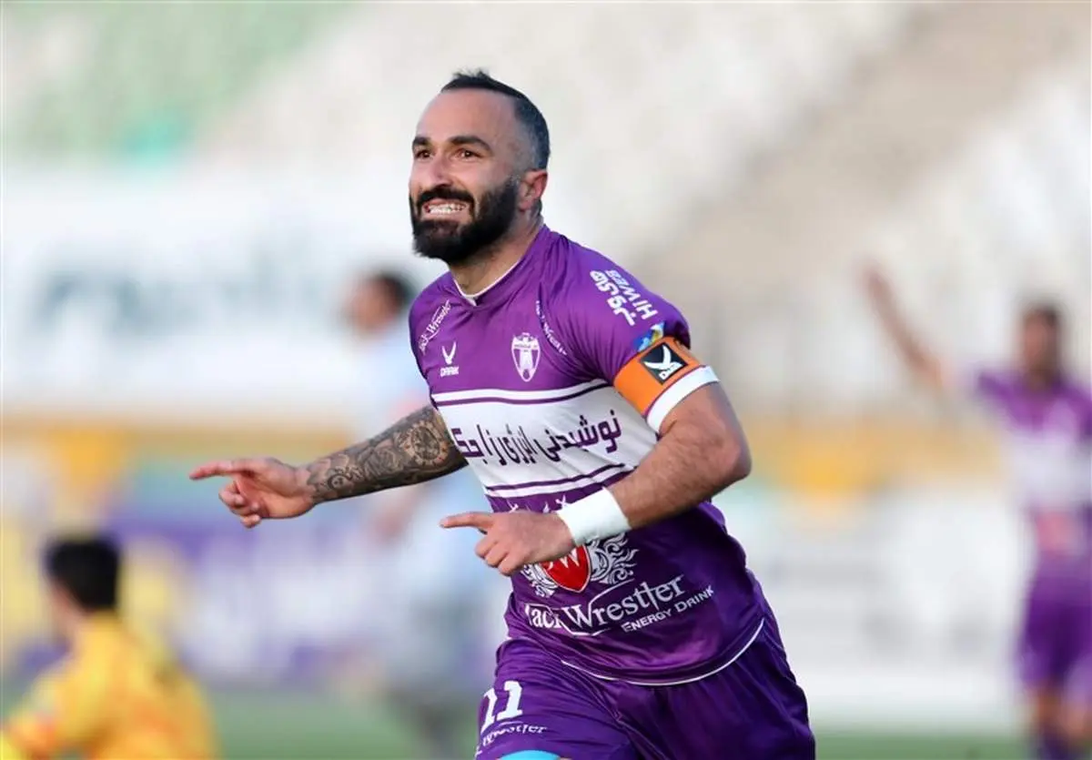 چراغ سبز ستاره هوادار به پیشنهاد استقلال