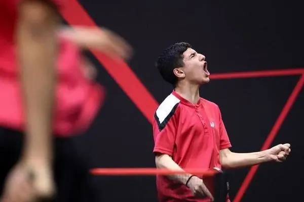 شاهکار پسر ۱۶ساله ایرانی مقابل نفر دوم پینگ پنگ جهان
