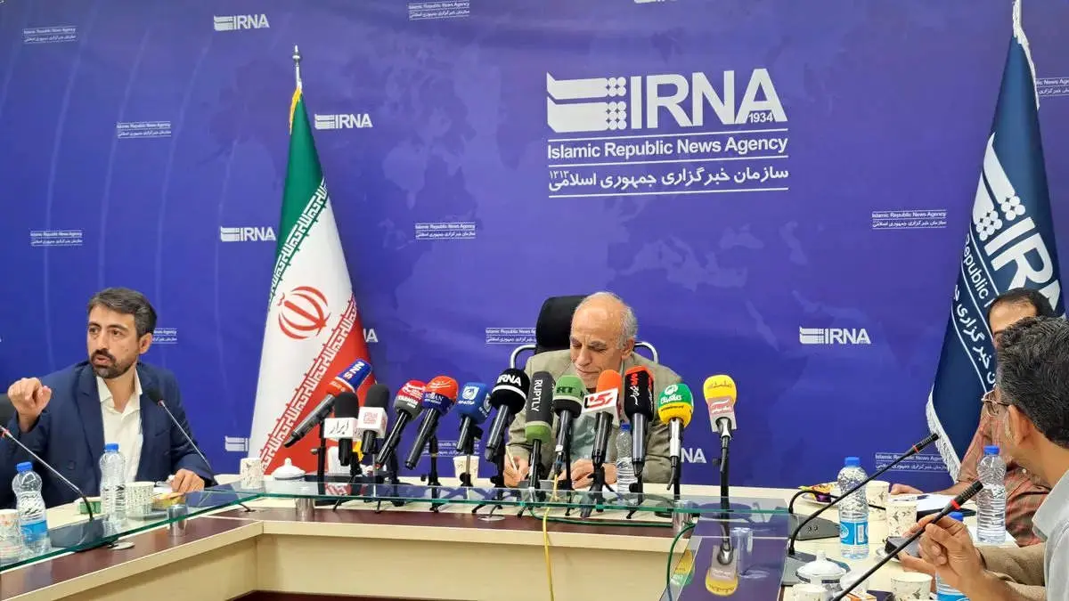 رئیس ستاد پزشکیان: جلیلی طرفدار تحریم و در مقابل پزشکیان کاندیدای برداشتن تحریمهاست