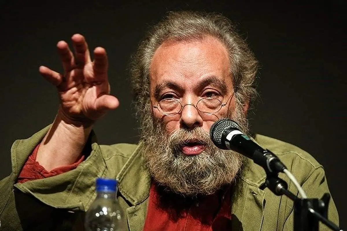 حاشیههای دنبالهدار مسعود فراستی ؛ شلیک به جمجمه نقد مقابل دوربین!