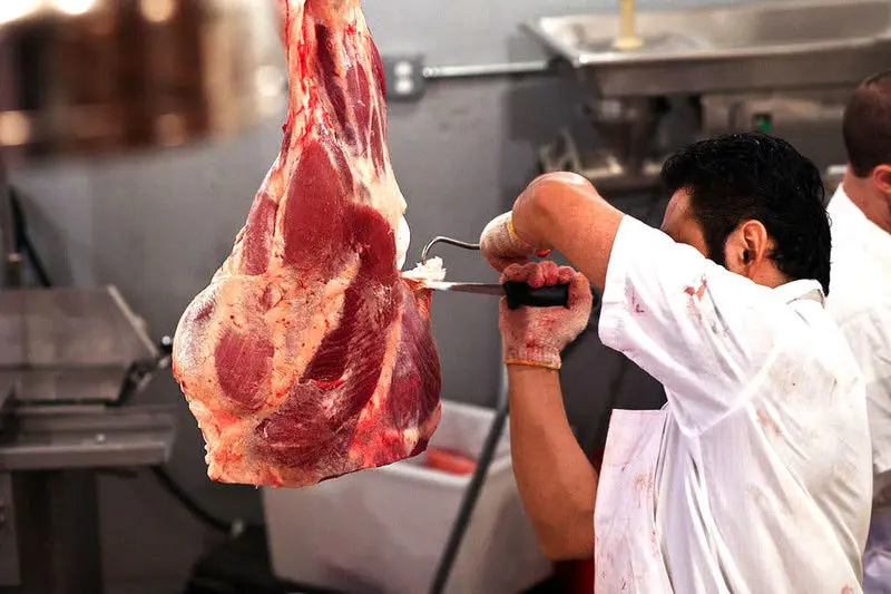 برنامه جدید وزارت صمت گوشت قرمز را گران می‌کند؟