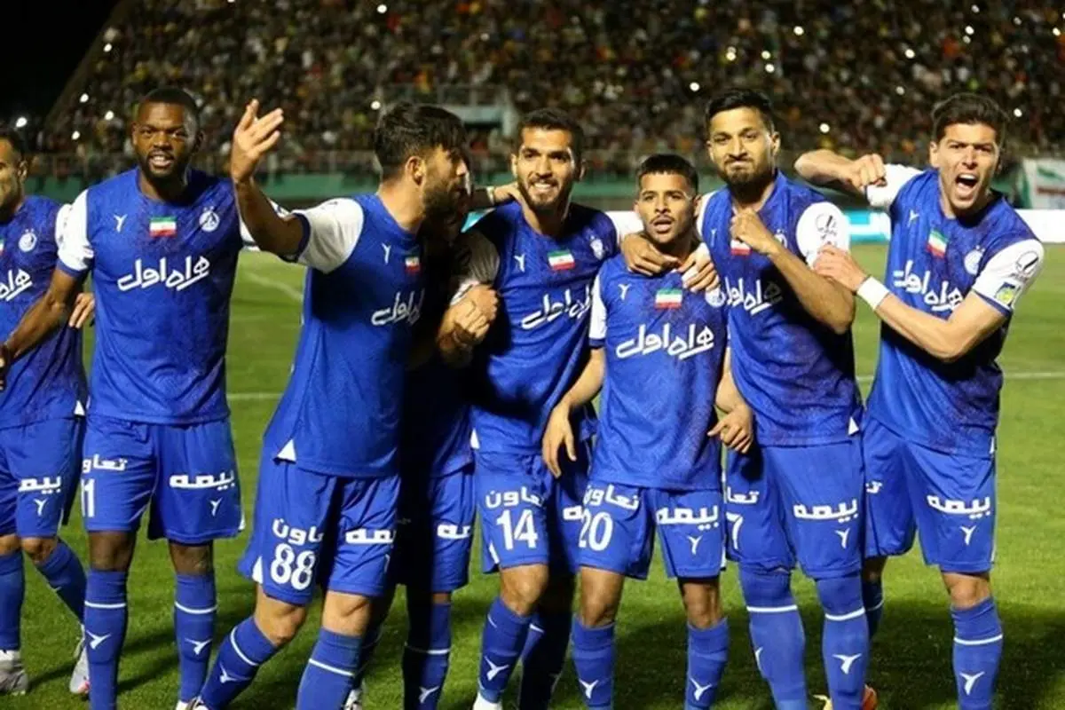 نکونام زوج مورد علاقه اش را در استقلال رو کرد
