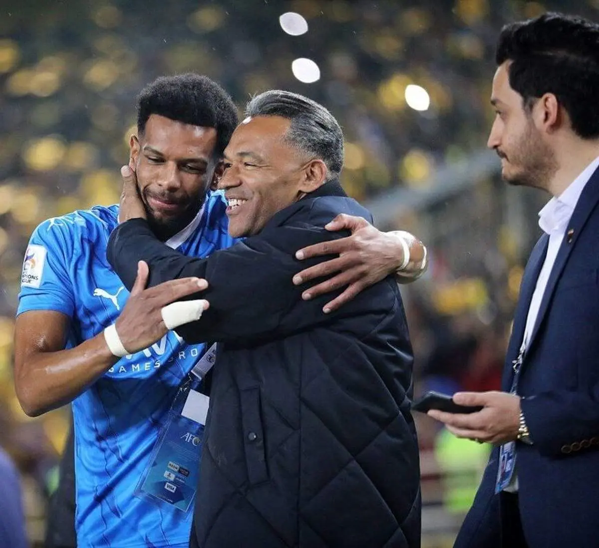 سرمربی سپاهان دوباره هوایی شد؛ فوتبال ایران باید به سمت عربستان برود!