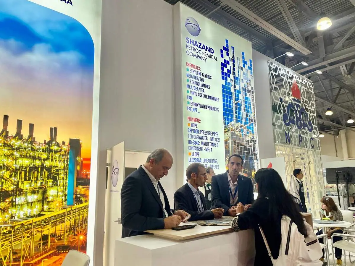 حضور پرافتخار شرکت پتروشیمی شازند در غرفه جمهوری اسلامی ایران در نمایشگاه صنعت پلاستیک روسیه