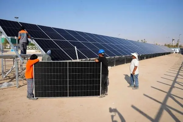 انرژی پاک در قلب صنعت گاز کشور/ 
آغاز نصب پنل‌های خورشیدی در نیروگاه ۱۵.۲ مگاواتی شرکت پالایش گاز بیدبلند خلیج‌فارس