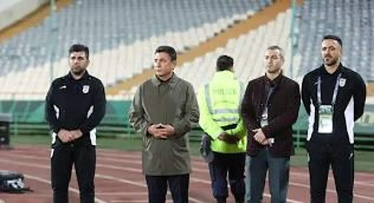 قلعهنویی بین دو نیمه با بازیکنان داد و بیداد کرد!