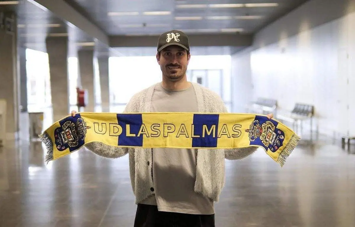 ستاره مد نظر استقلال پرید