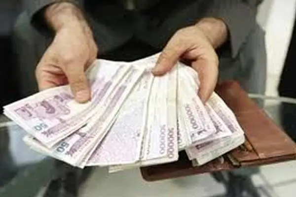 فیش حقوقی متفاوت یک نظامی جلب توجه کرد