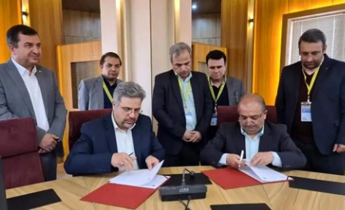 امضای تفاهم نامه ذوب آهن اصفهان وانجمن سازه های فولادی ایران