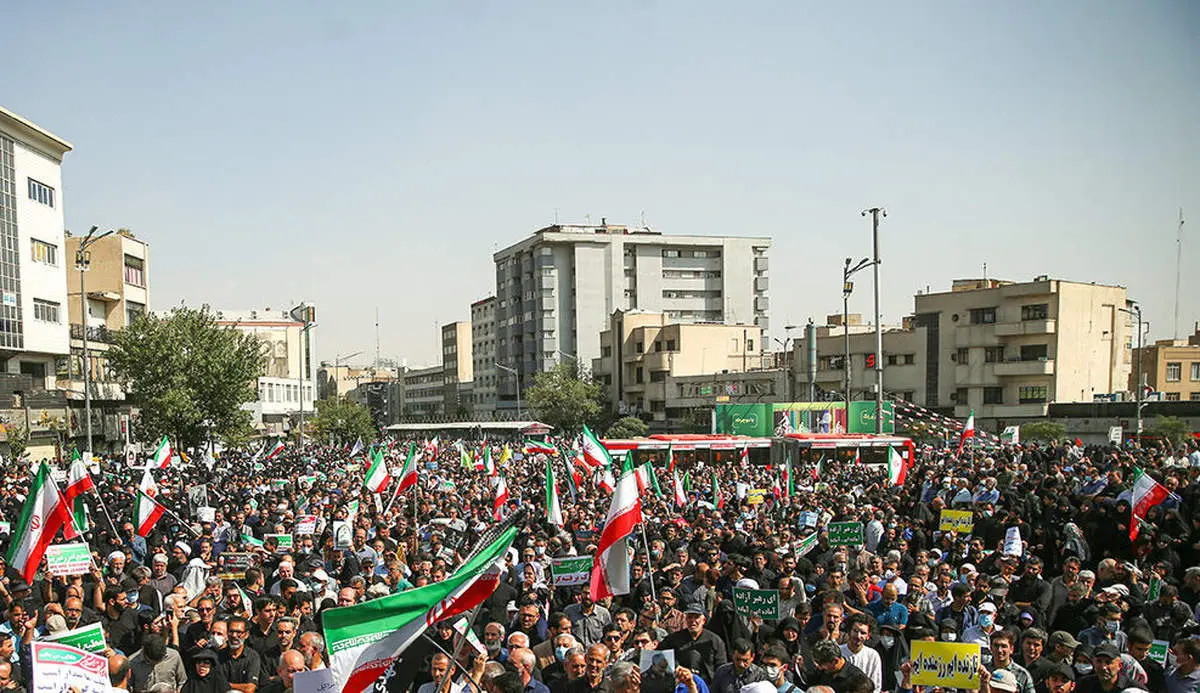 جمعه همدلی و ایستادگی