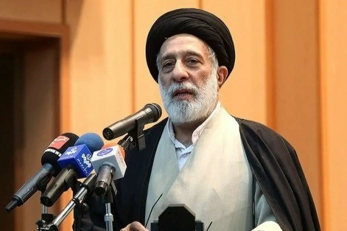 سید هادی خامنهای: تریبونهای عمومی از کسانی که حرفهای بیحساب میزنند، گرفته شود