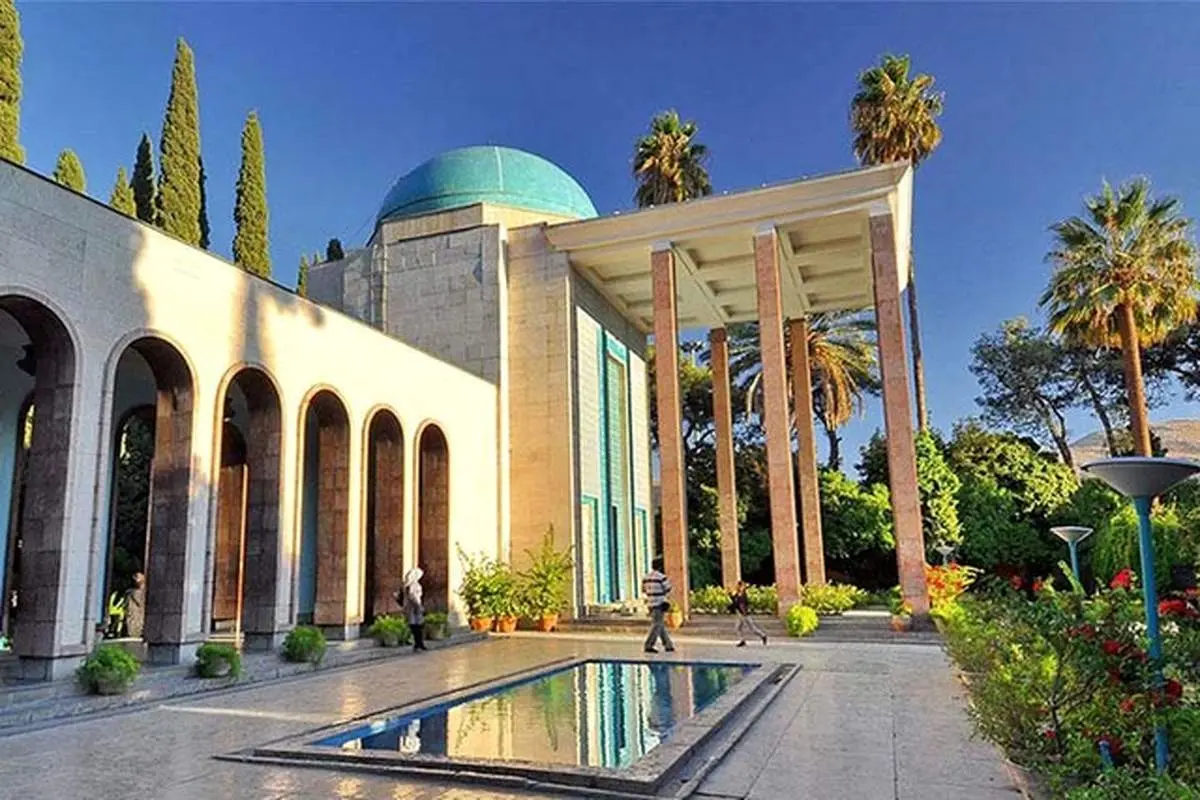 خطر تخریب بیخ گوش آرامگاه سعدی/ سعدیه 40 سال است که مرمت نشده