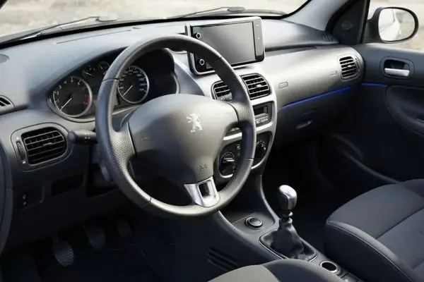 عکس/ شکل و شمایل ۲۰۶ جدید