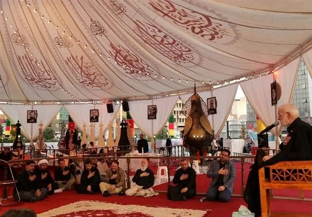 خیمه عاشورایی میدان 7 تیر برپا شد