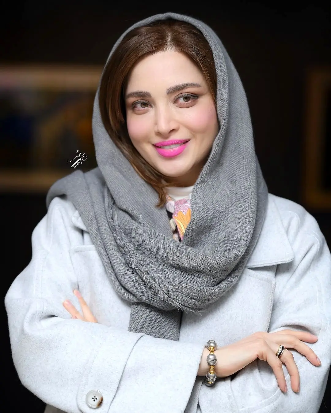 عکس پربازدید بهنوش طباطبایی در پشت‌صحنه سریال معروف