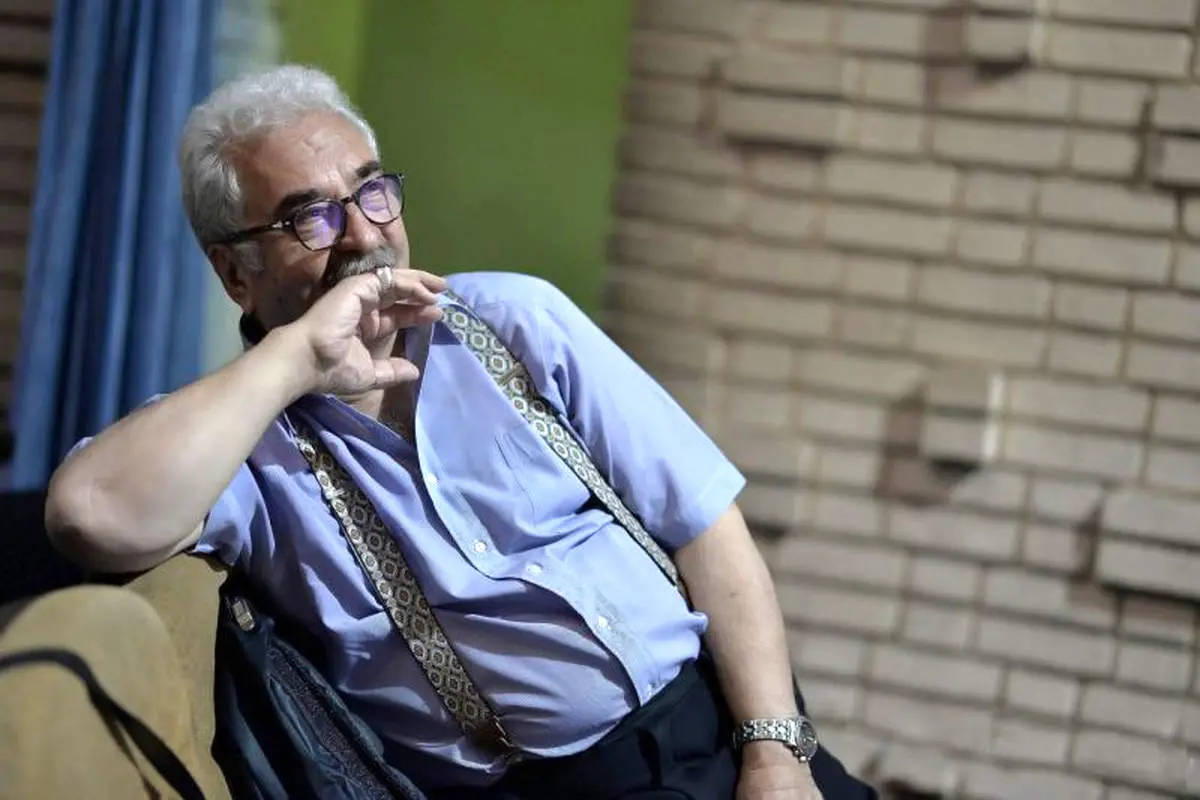  هادی مرزبان در بخش مراقبت‌های ویژه 

