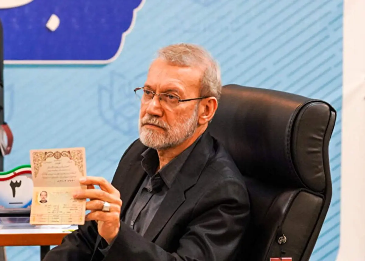 شعار انتخاباتی علی لاریجانی؛ ملت قوی، دولت زمینهساز/ تصویر