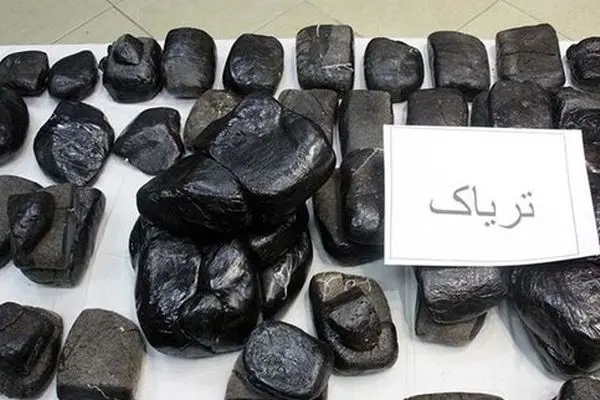 دستگیری قاچاقچی ۹۵ کیلوگرم تریاک در میدان میوه و تره‌بار تهران