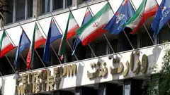 شایعه افزایش قیمت بنزین تکذیب شد