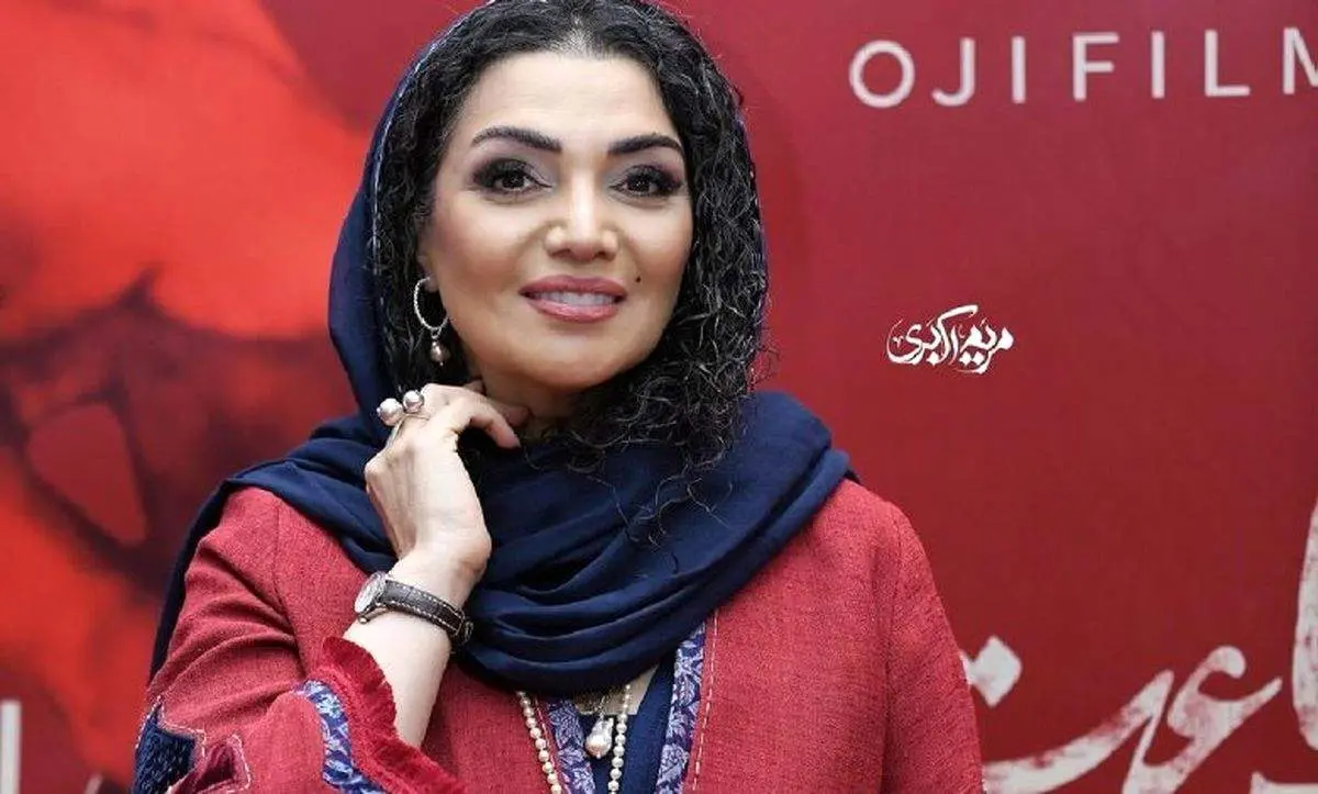 زیبایی چشمگیر الهام پاوهنژاد با موهای سفید/ عکس
