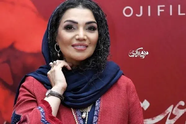 زیبایی چشمگیر الهام پاوه‌نژاد با موهای سفید/ عکس