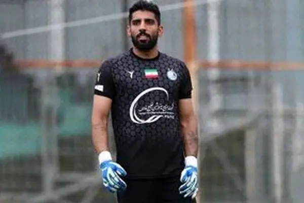 فر عباسی پشیمان شد/ با ساپینتو حرف زدم، در استقلال می‌مانم