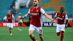 بمب استقلالِ با پنجره بسته لو رفت!