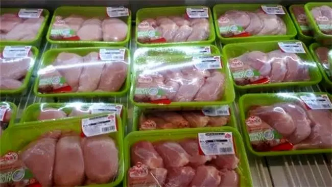 گلایه وزیر جهادکشاورزی از فروش مرغ تنظیم‌بازاری به قیمت آزاد