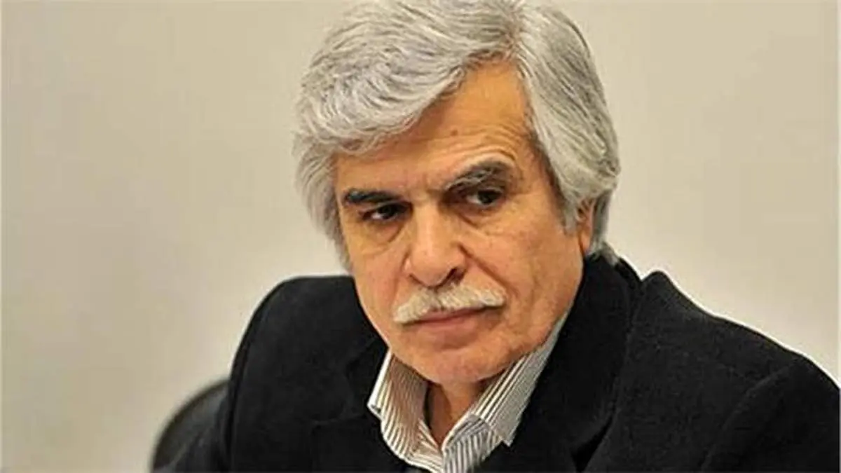 تا دهک هفتم درآمدی زیر خط فقر رفتهاند/ کارگران در بازی افزایش دستمزد از پیش باختهاند/ برداشته شدن تمام تحریمها خیالپردازدی موهوم گرایانه است/ فشار ابزارهای جبران کسری بودجه بر دوش مردم