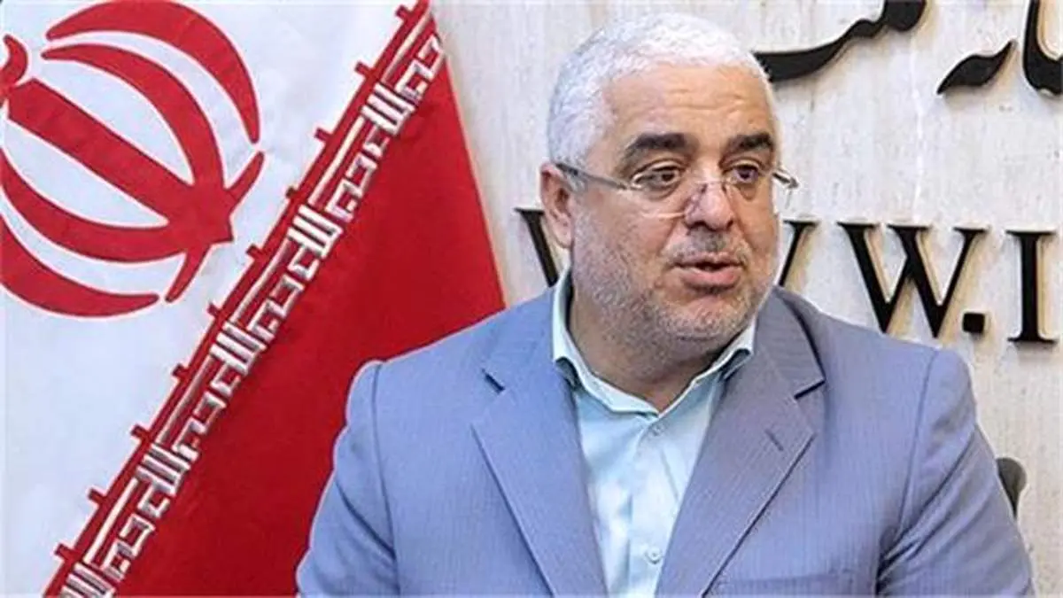نظام به رئیسی برای شرکت در انتخابات چراغ سبز نشان داده است/ به لاریجانی توصیه میکنم در انتخابات شرکت نکند