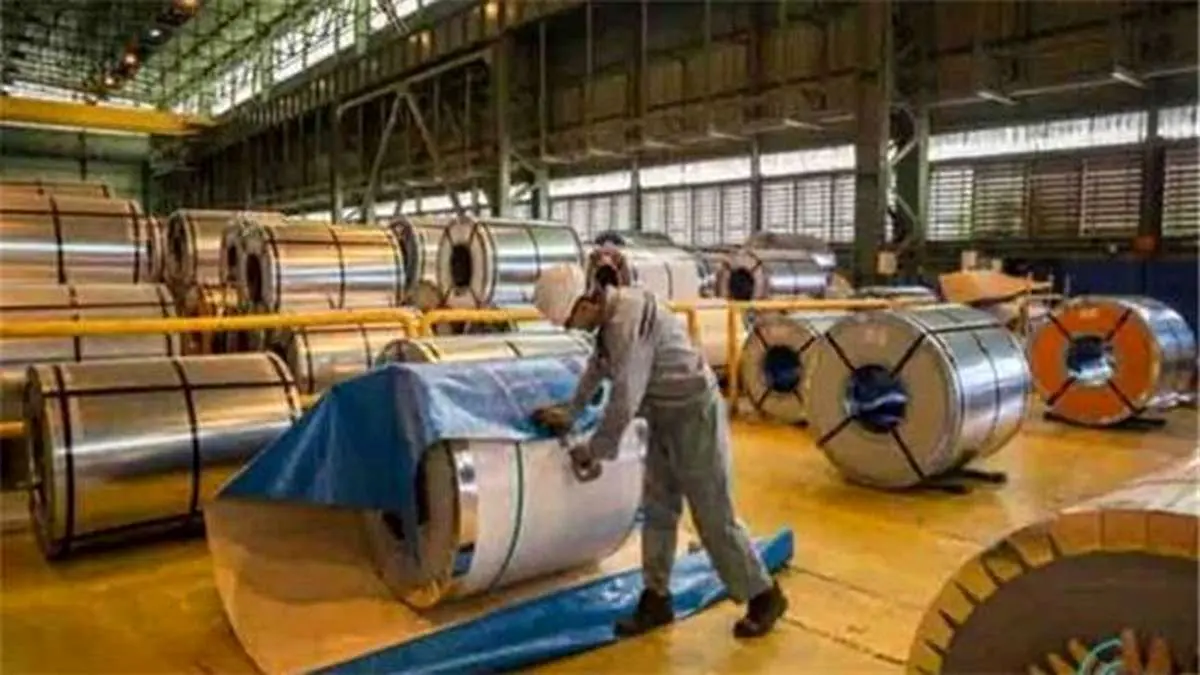 عرضه ۱۳۵ هزار تن ورق فولادی در بورس کالا