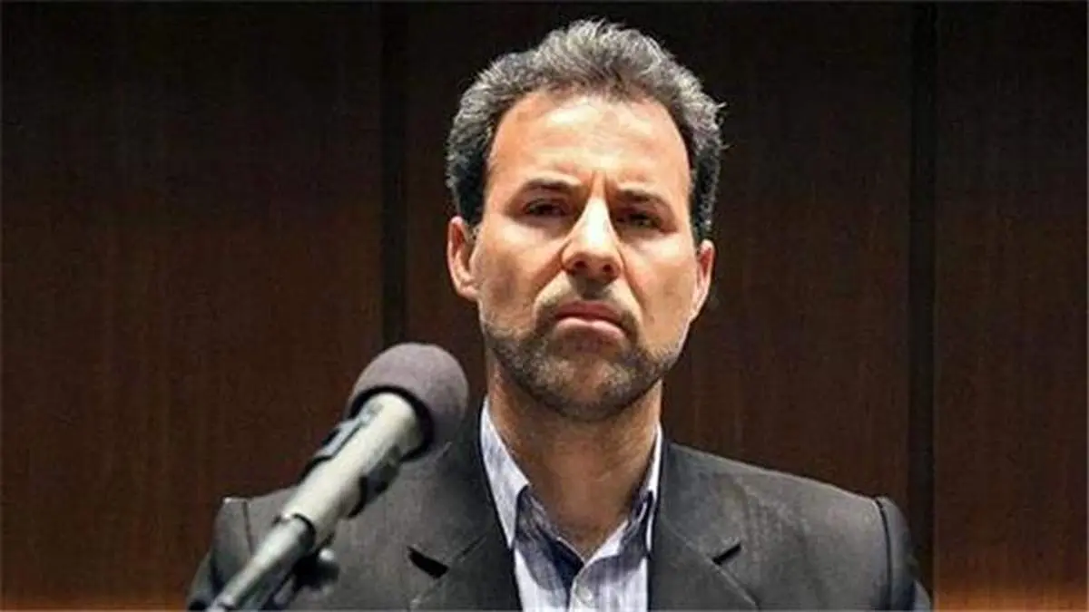 عدهای در داخل همصدا با صهیونیستها تلاش مضاعفی برای شکست ظریف انجام میدهند/ میخواهند اعتماد مسئولان رده بالای کشور را از وزارت خارجه سلب کنند/ درصدد ضربه زدن به روند مذاکرات هستند