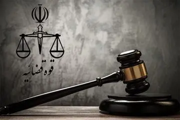 پروانه طبابت پزشک هنجار شکن تعلیق شد