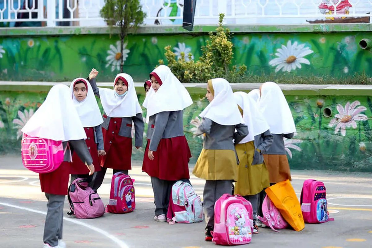 عوارض کوله‌پشتی نامناسب مدرسه