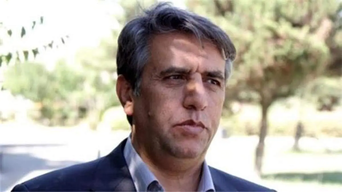 همه توان خود را برای آمدن مردم پای صندوق رأی بهکار گیریم/ باید برای زهر «بیتفاوتی سیاسی» بهدنبال پادزهر باشیم/ رأی ندادن بازی در زمین تندروهاست