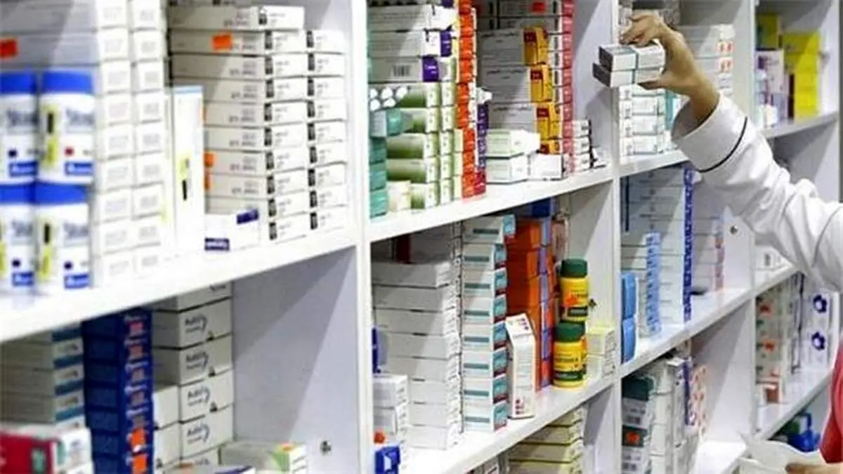 واگذاری داروهای مخدر به داروخانهها خلاف قانون است