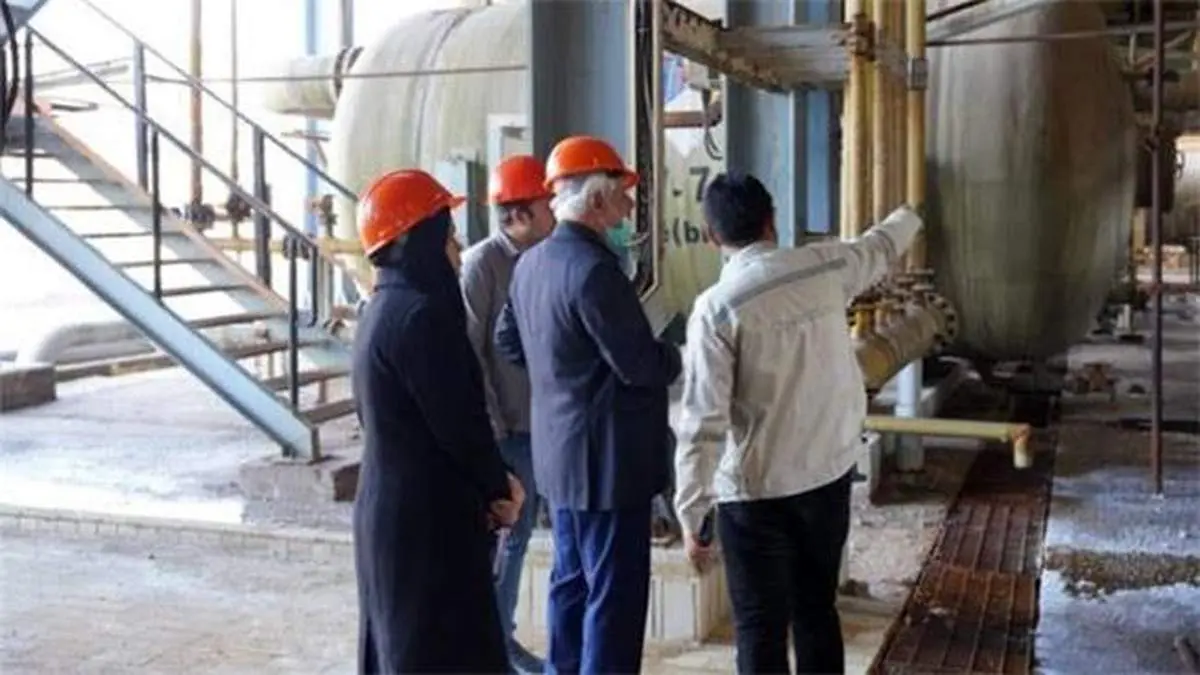 حضور مشاور طرح طبقهبندی مشاغل در پتروشیمی اروند