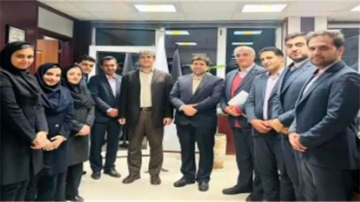 کسب پرتفوی ۶۰۳ میلیارد ریالی و رشد ۴۴ درصدی شعبه کاشان در شاخص فروش