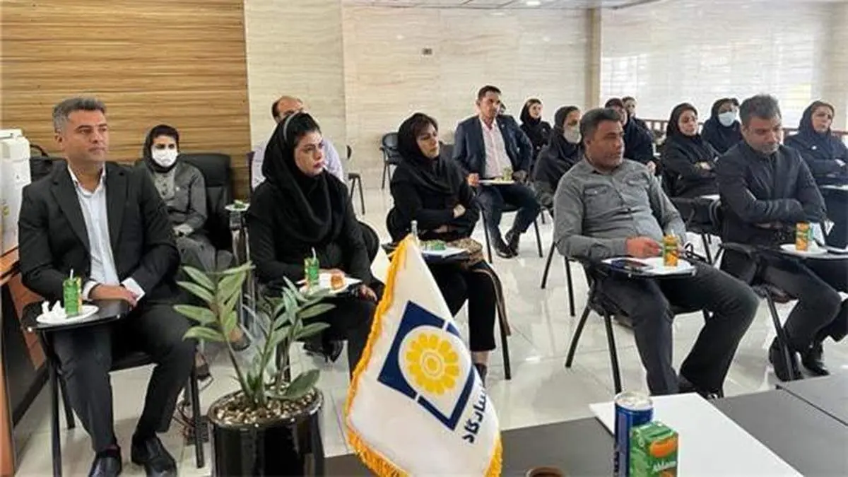 برگزاری جلسه پرسش و پاسخ بیمه های مسئولیت در منطقه ۱۵