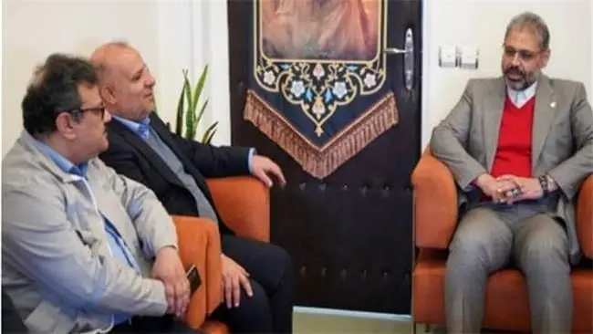 دیدار مدیرعامل پتروشیمی اروند با مدیران اداره کل گمرک بندرامام خمینی (ره)
