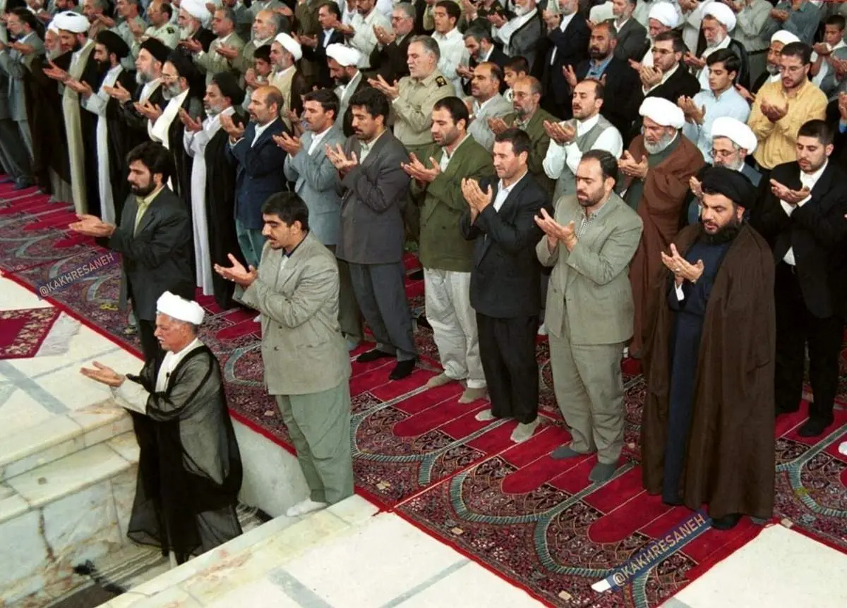 حضور سید حسن نصرالله در نماز جمعه تهران/عکس