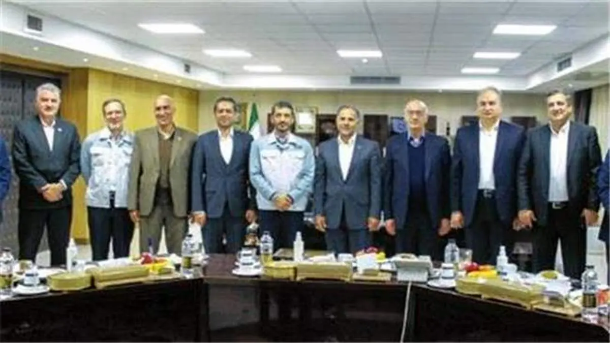 افزایش همكاری‌ها میان شركت فولاد مباركه و بانك تجارت