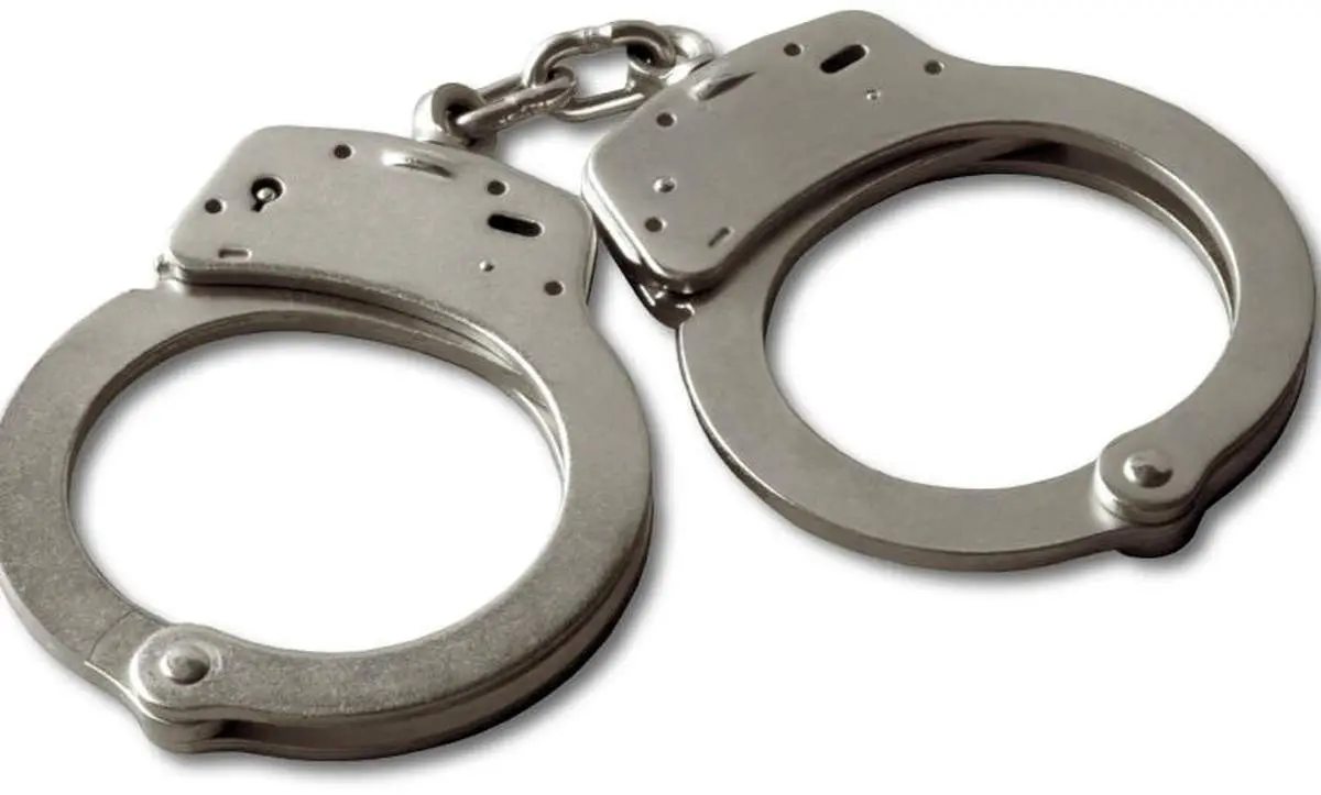 پزشک ایرانی به اتهام آزار و اذیت دو زن دستگیر شد