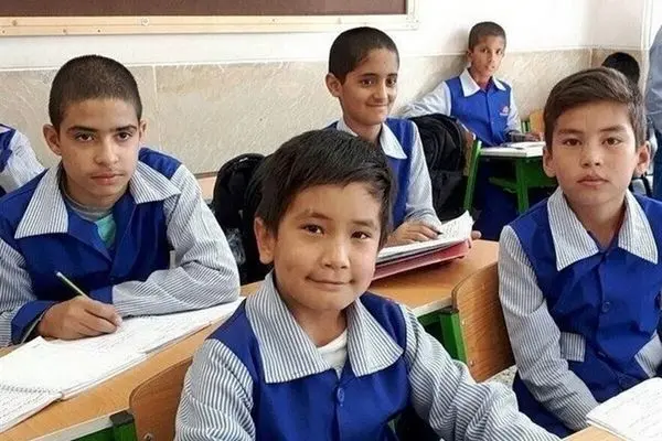 شرایط جدید ثبت‌نام/ اتباع با چه مدارکی می‌توانند به مدرسه بروند؟