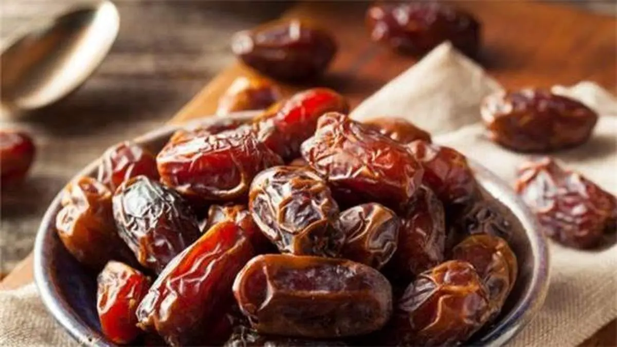 عوارض مصرف بیرویه خرما؛ از مشکلات شکمی تا حمله آسم!