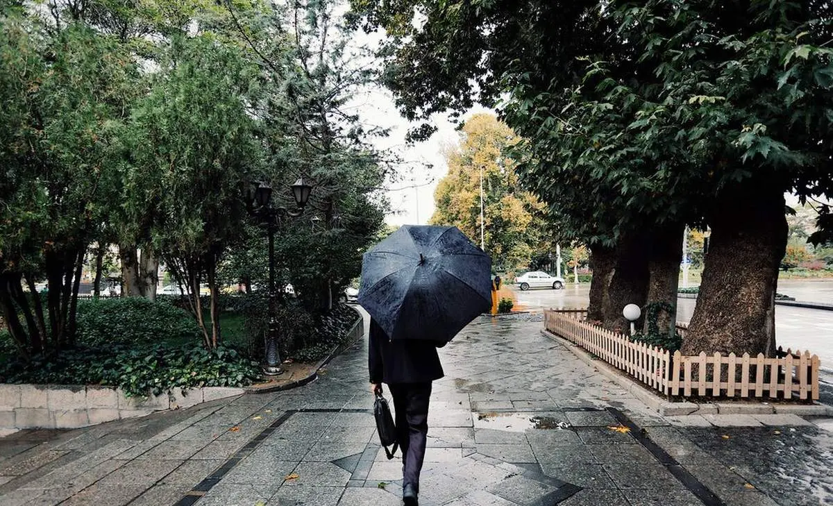 رگبار و رعدوبرق در ۱۶ استان/ افزایش ۶ تا ۱۱ درجهای دما در نیمه شمالی کشور