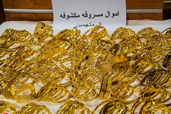 ببینید / ماجرای سرقت ۳ کیلوگرم طلا با کمک قطعی برق!