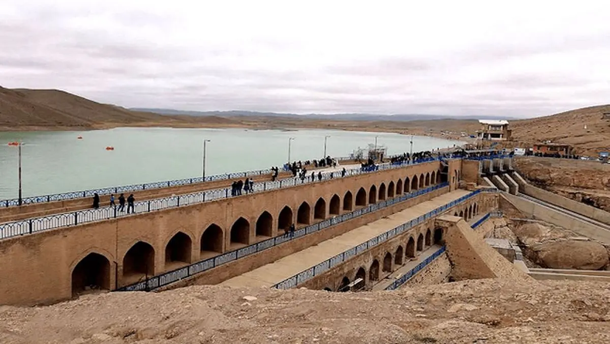 تخریب پل و سقوط ۱۲ نفر در سد فریمان