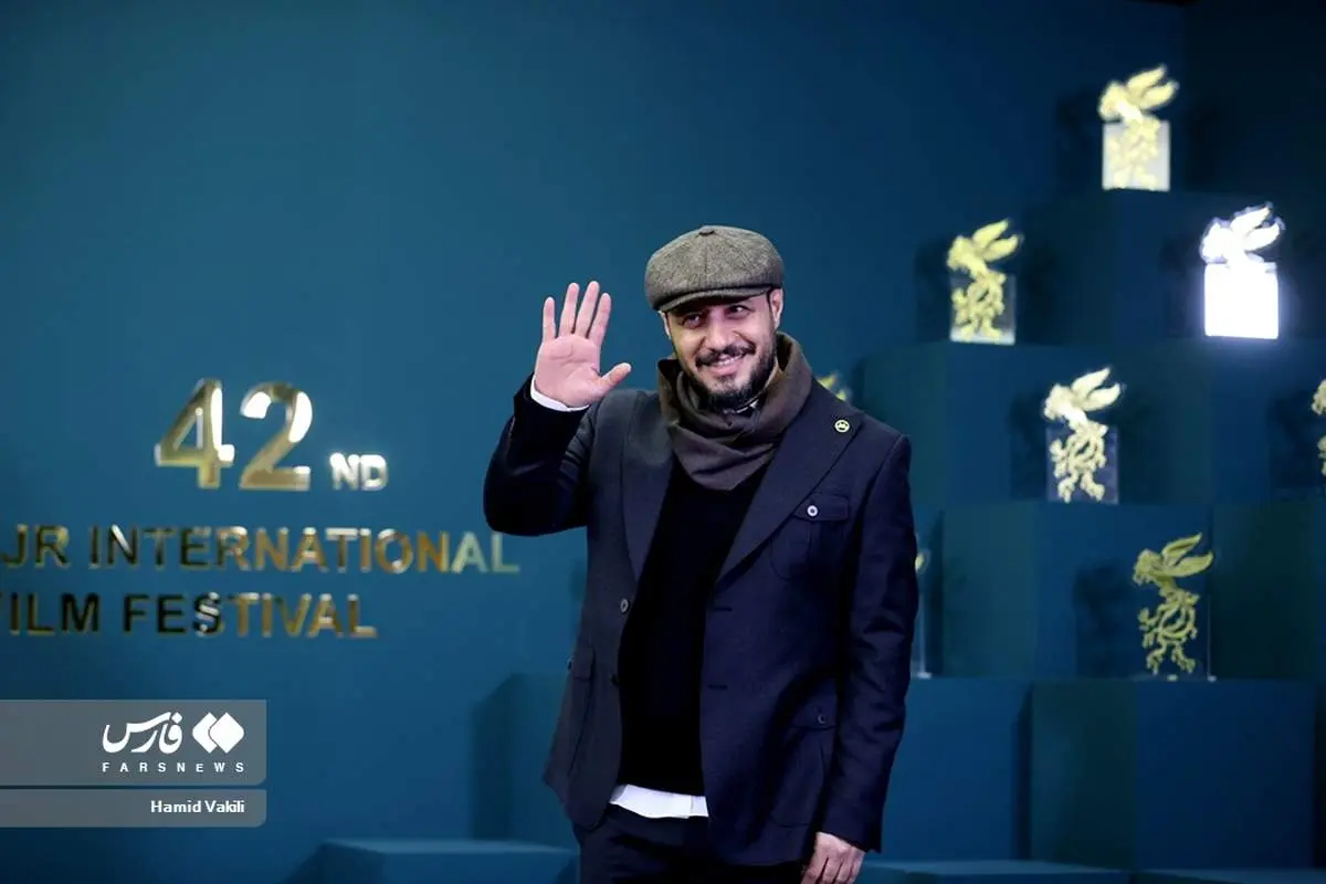 جواد عزتی: اگر فیلمم فحاشی دارد، عذرخواهی میکنم