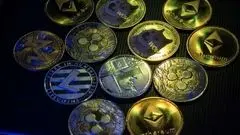 آیا بیت‌کوین به سقوط سالانه نزدیک‌تر می‌شود؟